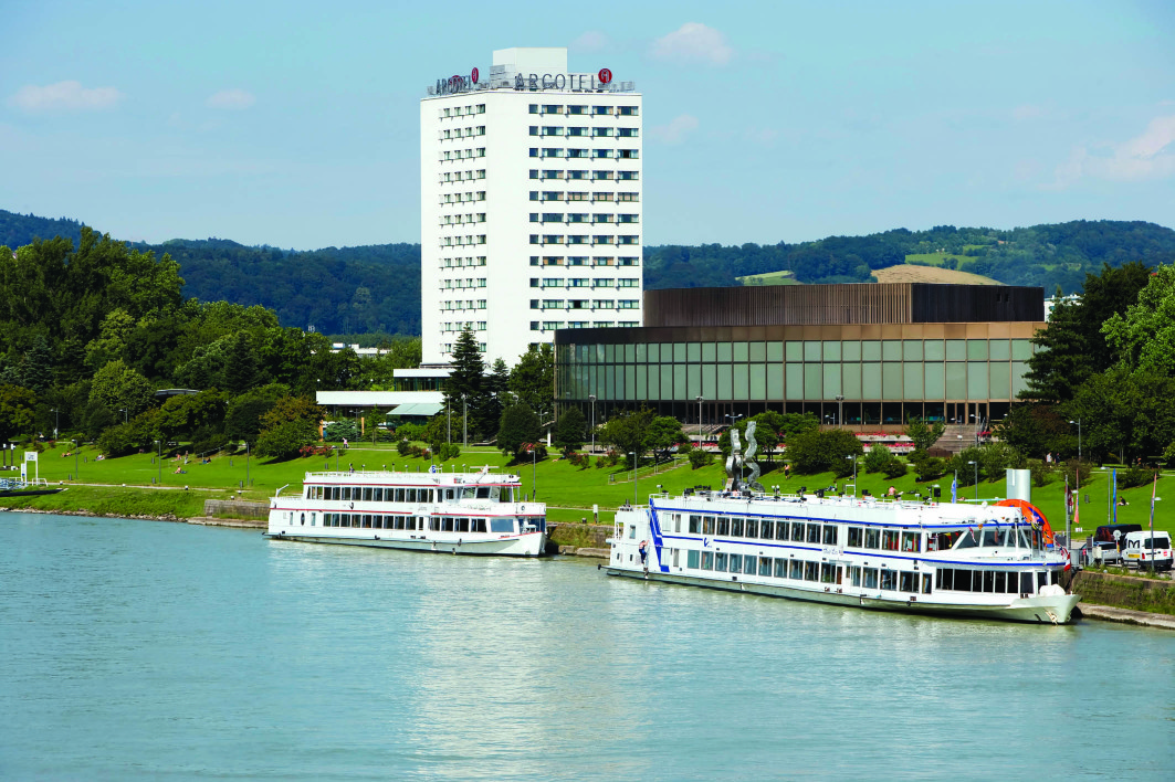 ARCOTEL Nike LinzOver view