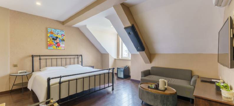 大连兴辉凯瑞酒店(普兰店万达广场店)图片