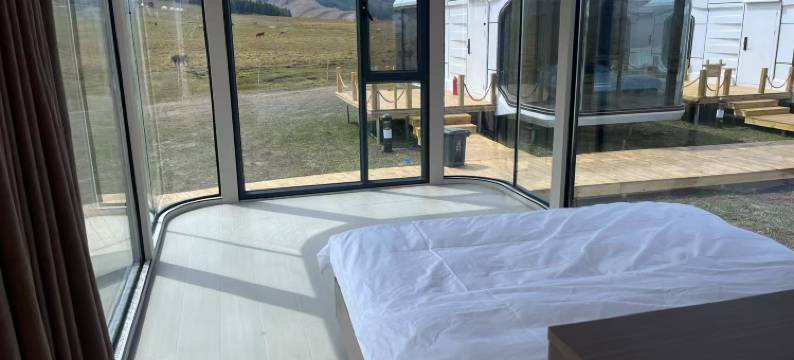 托勒海特牧野星穹野奢营地(阿禾公路店)图片