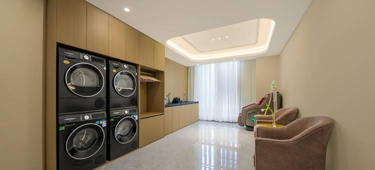 艺龙万国酒店(无锡新吴区假日广场店)图片