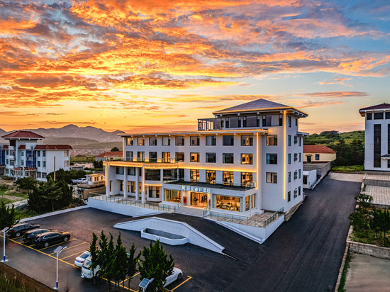 荣成成山头西霞口动物园丽呈睿轩酒店