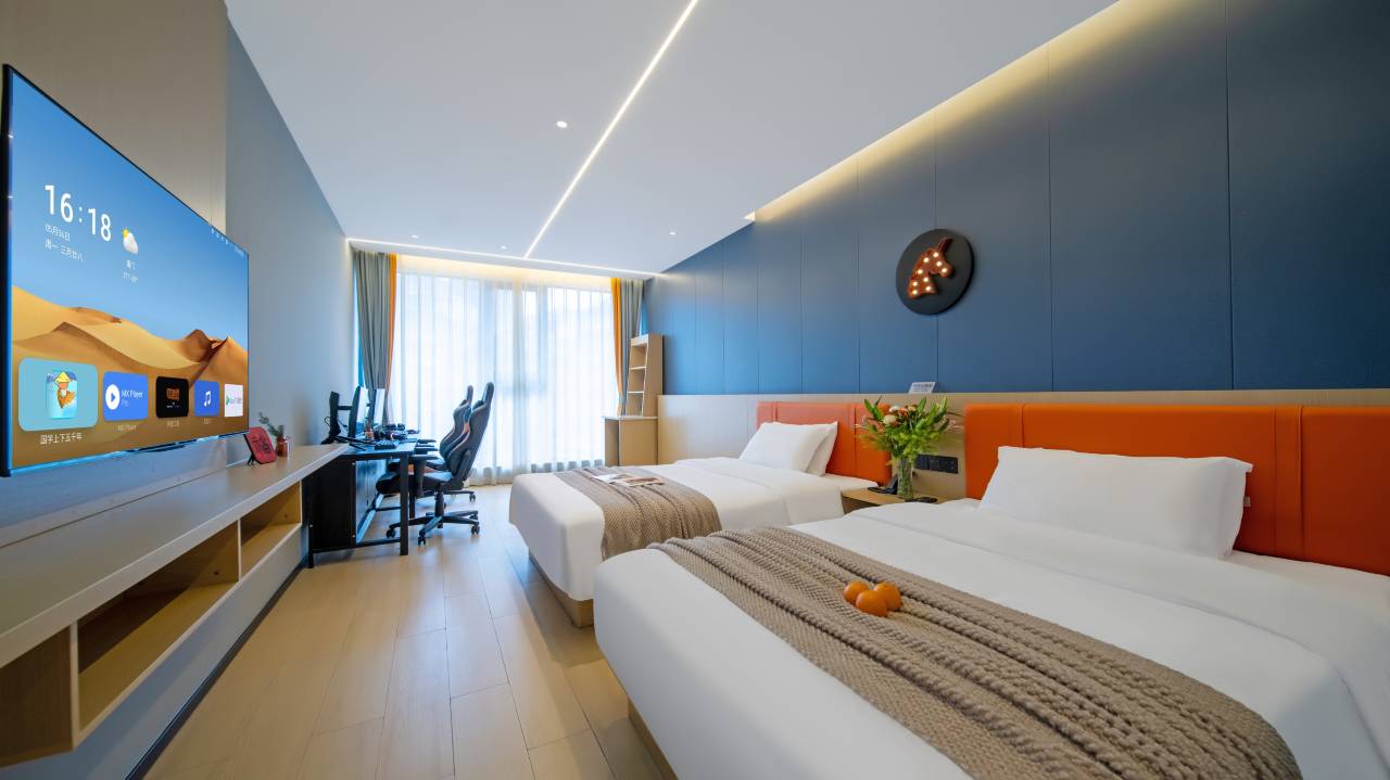 烽龙电竞酒店(杭州火车东站店)