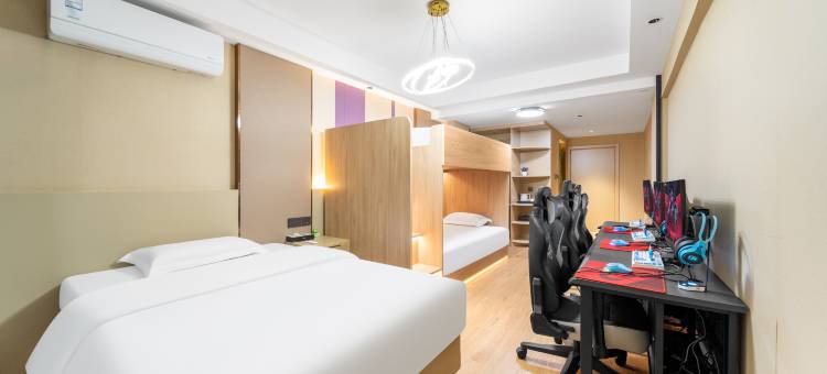 爱电竞酒店(镇江火车站店)图片