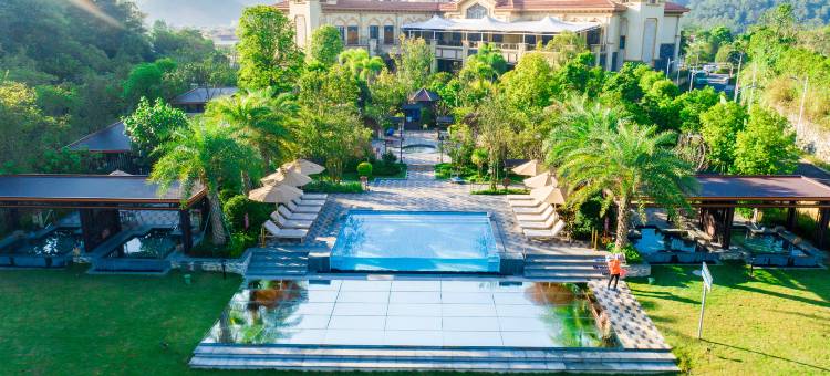 新兴悦天下温泉酒店图片