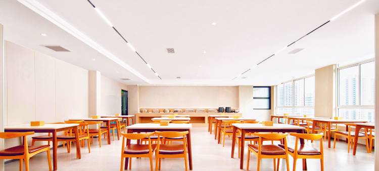 丁晴酒店(郑州郑汴路中原国际博览中心店)图片