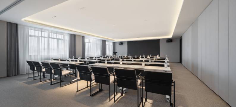 乌鲁木齐国际机场北京北路亚朵酒店图片