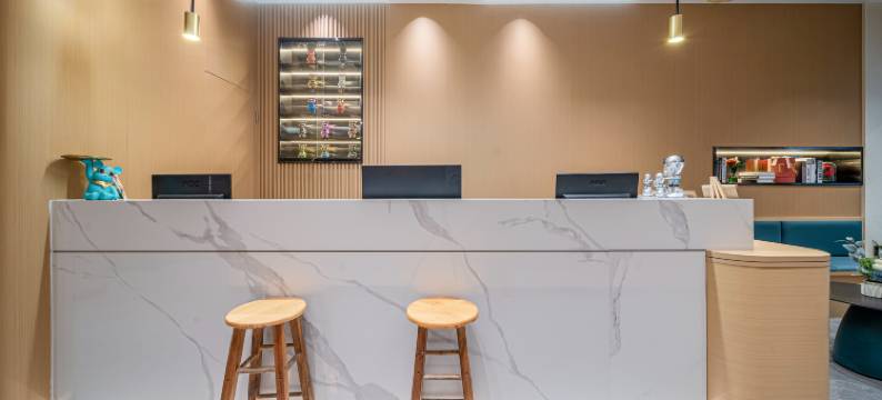 轻曼酒店(南宁小鸡村地铁站店)图片