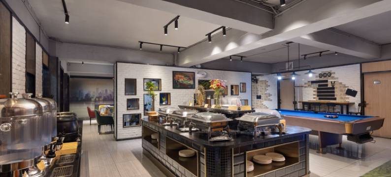 欢洋电竞酒店(长沙五一广场迎宾路口地铁站店)图片