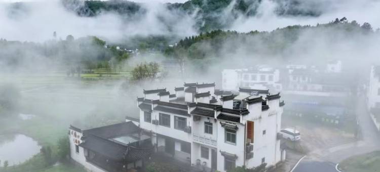 宏村川缘·野奢观景亲子度假民宿(宏村景区店)图片