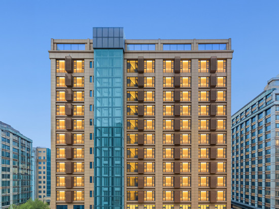 云上丽呈酒店(贵阳花溪区政府明珠大道地铁站店)