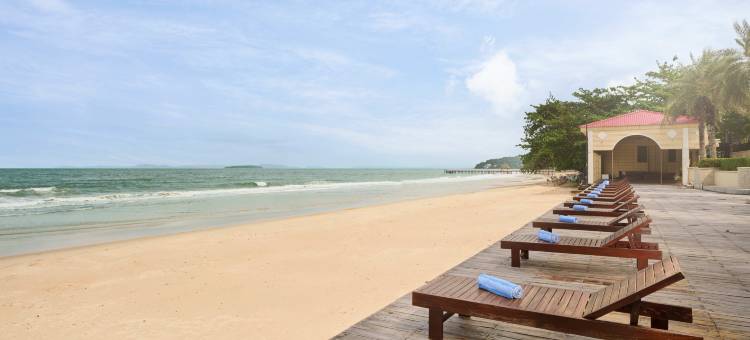 西哈努克城新濠汇皇宫华美达酒店(Ramada by Wyndham Sihanoukville Xinhaohui Palace)图片
