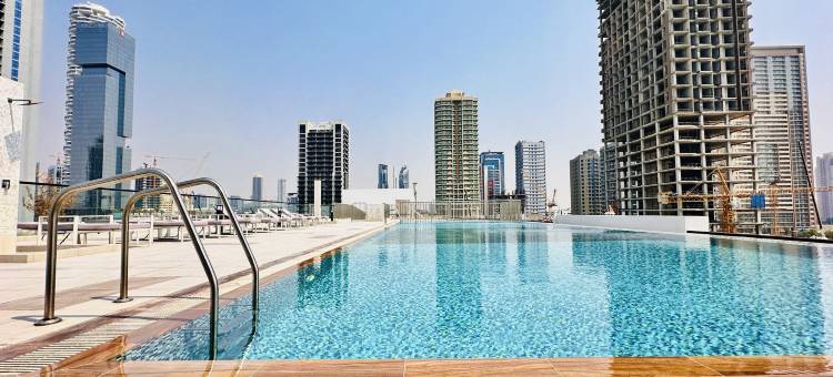 La Perla 朱美拉村圈高端度假公寓，配有游泳池和健身房(Premium Holiday Apartment at La Perla JVC with Pool & Gym)图片