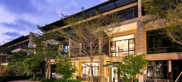 蔚莱港湾泳池度假别墅(三亚湾凤凰机场店)图片