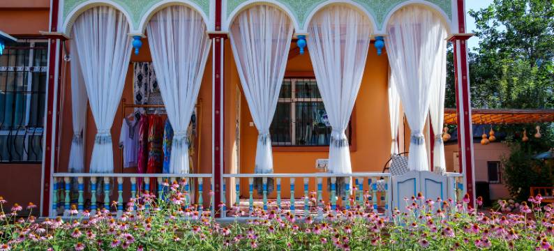 伊宁域见宁民宿(伊犁河风景区店)图片