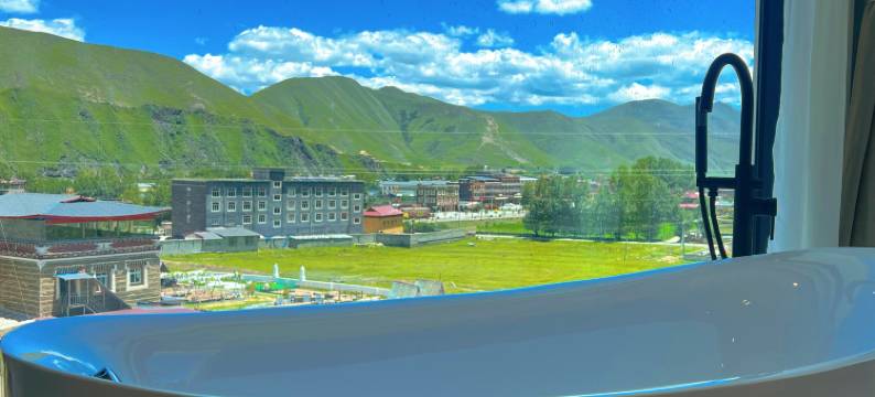 遇见318山和云朵别院图片