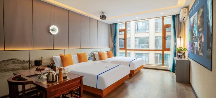 海豚湾影视智慧酒店(曲靖外滩万达店)图片