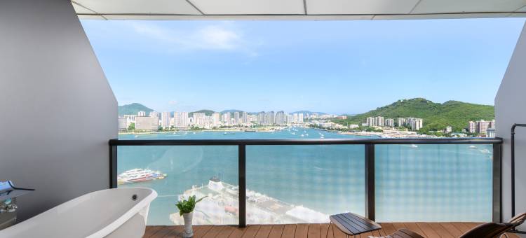 三亚湾凤凰岛追梦海上度假酒店图片
