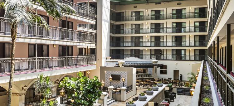 洛杉矶国际机场南安泊套房酒店(Embassy Suites by Hilton Los Angeles International Airport South)图片