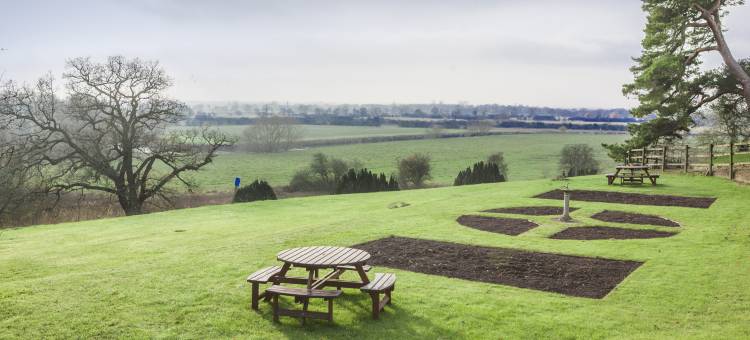 维奇诺尔公园乡村俱乐部酒店(Wychnor Park Country Club)图片