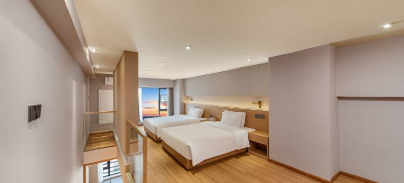 喜悦设计师酒店(时代广场西昌站店)图片