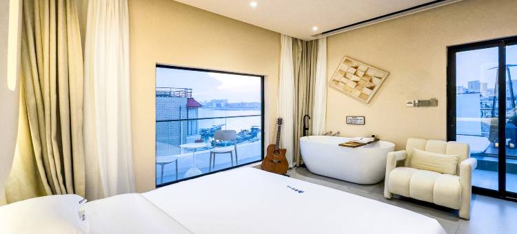 东山HoneyMoon蜜悦网红海景度假民宿(南门湾店)图片