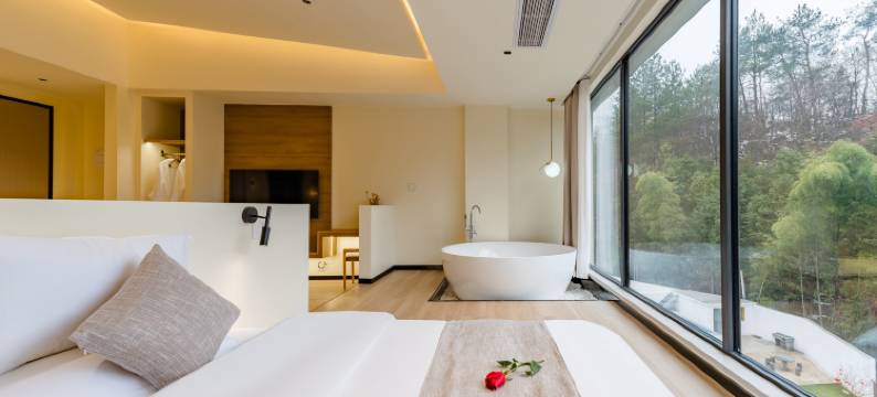 又见杉河·观红杉林全景度假美墅(皖南川藏线店)图片