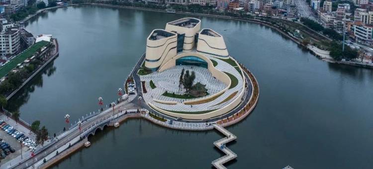 悦枫酒店(茂名电白西湖公园店)图片