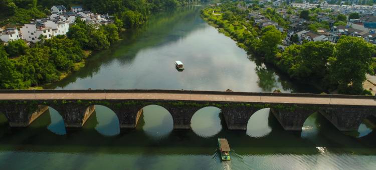 齐云山自由家·树屋世界图片