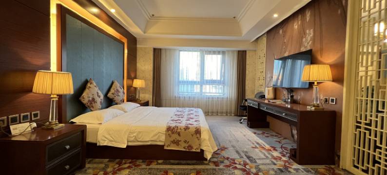 心连心静雅酒店(万达广场赤峰学院店)图片