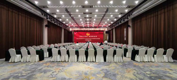 潜江鑫乐大酒店图片