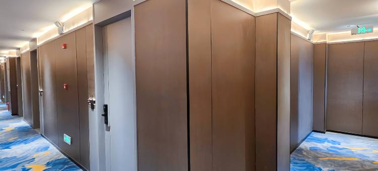 如家睿柏·云酒店(蚌埠怀远县禹王路江山御景店)图片