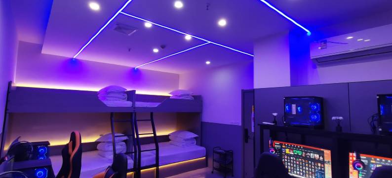 拉法电竞酒店(黄石港万达广场店)图片