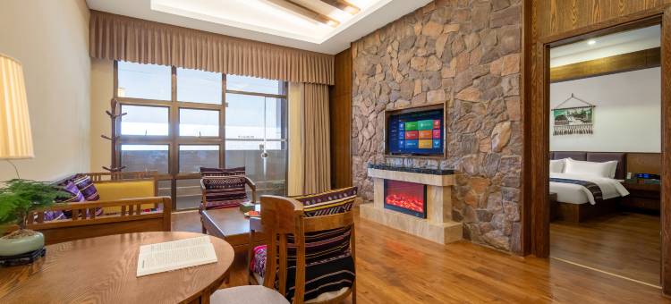 辰鑫大酒店(临沧沧源葫芦小镇店)图片