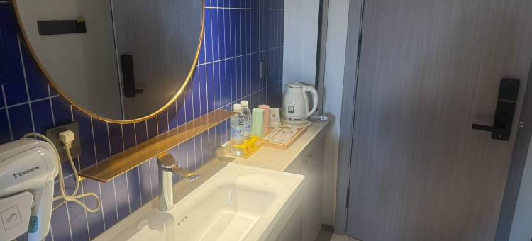 明光水晶贝壳酒店(体育路汇金广场店)图片