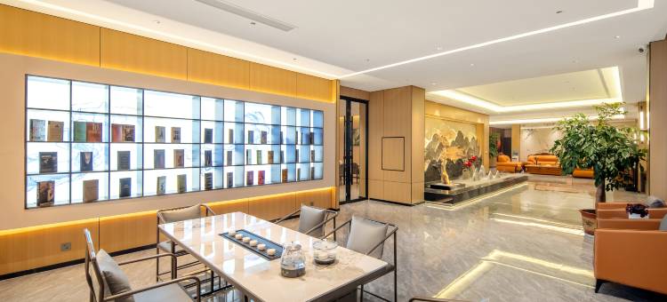 兰泊酒店(师宗店)图片