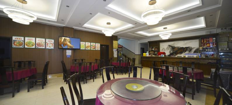 峨眉山雨田酒店图片