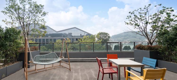 宁波东钱湖华茂希尔顿酒店图片