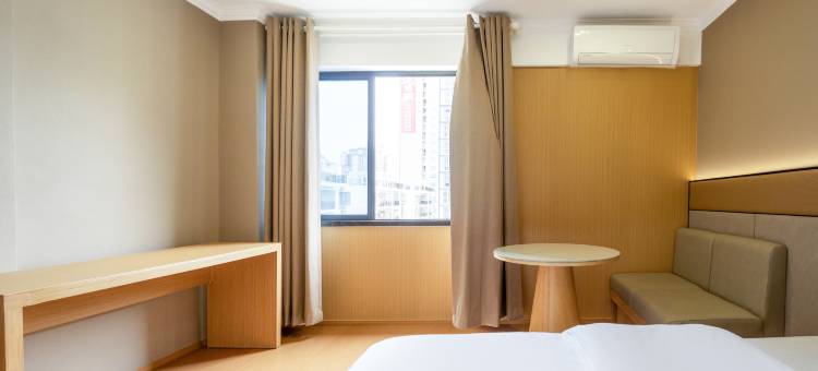 上水归龙酒店(崇左高铁南站中心步行街店)图片