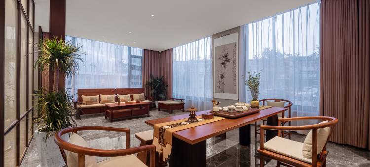仟那千寻酒店(唐河火车站店)图片