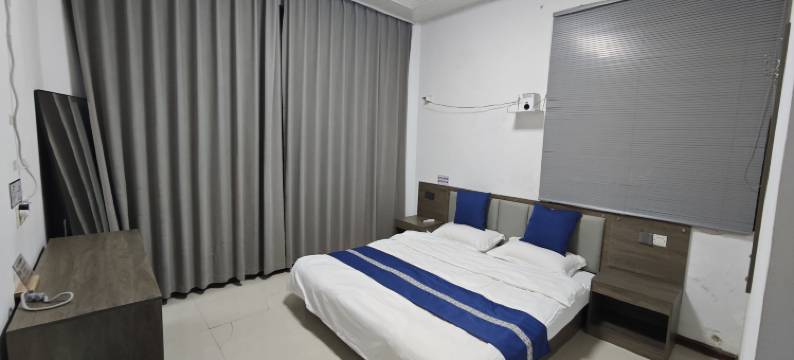 再来一晚猫咖客栈图片