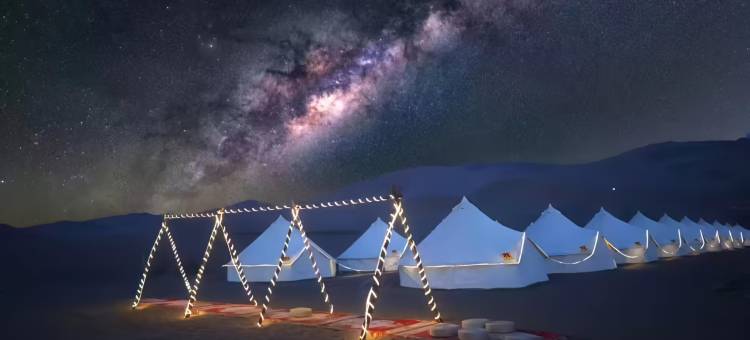 敦煌星极沙漠露营基地图片