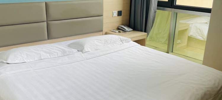 速8酒店(青岛长江路店)图片