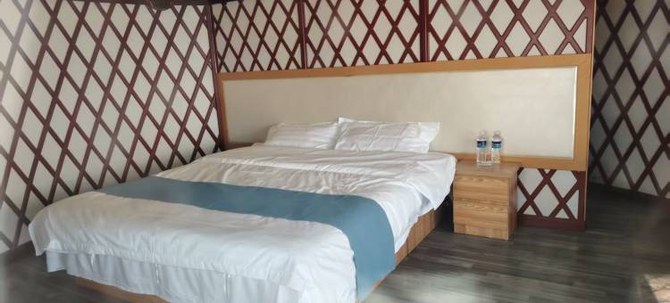 塞外五福游牧人家图片