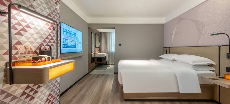 柏曼酒店(博乐海西国际广场店)图片