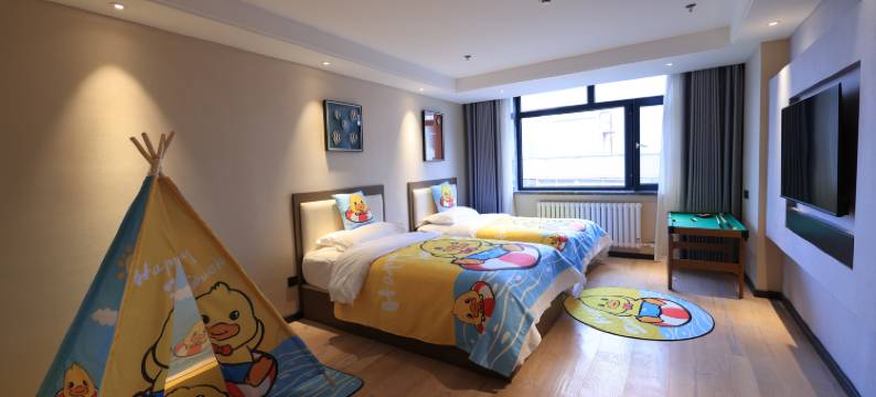 大连兴安宾馆(大连火车站中山广场地铁站店)图片