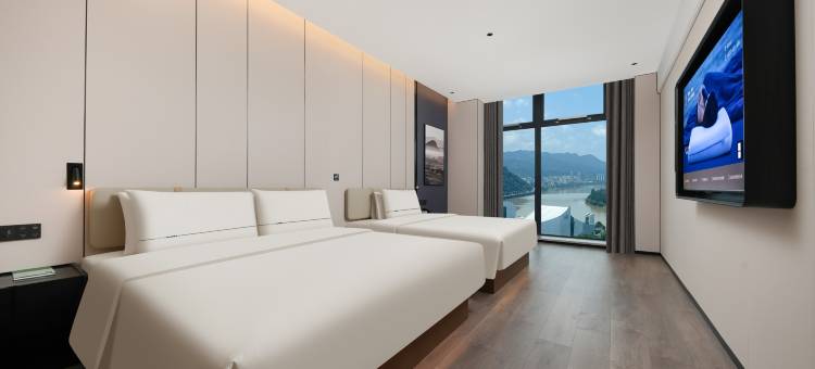 杭州建德新安江风景区新安东路亚朵酒店图片