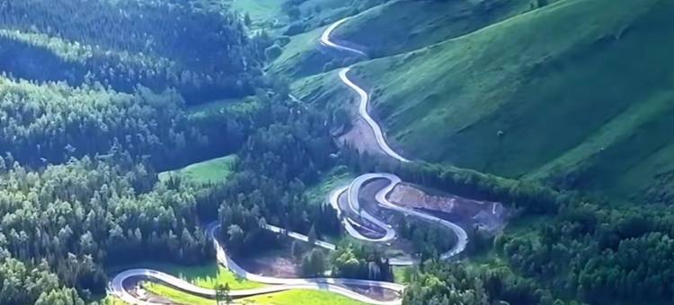 阿勒泰一念山涧GARDEN VILLAS设计师度假酒店(将军山滑雪场店)图片