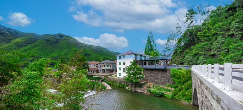 玖遇民宿(龙王山漂流店)图片