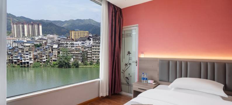 三江提拉米苏主题酒店(风雨桥店)图片