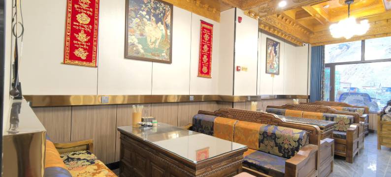 极巅驿舍富氧酒店(珠峰小镇店)图片